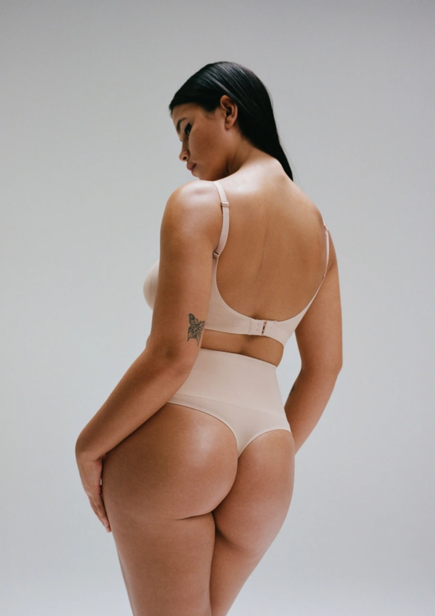 Cueca Tanga Alta Modeladora Chantelle